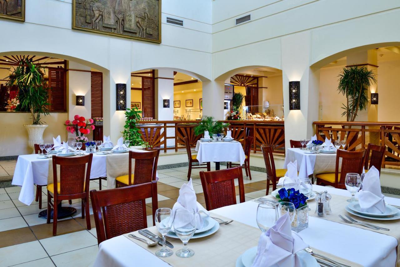 Sharm Grand Plaza Resort - Families And Couples Only Esterno foto Restaurant