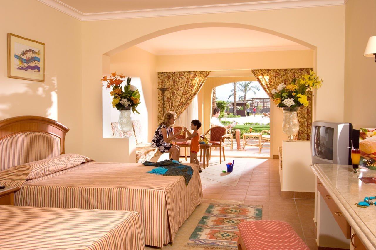 Sharm Grand Plaza Resort - Families And Couples Only Esterno foto A room at the Hilton Sharm El Sheikh
